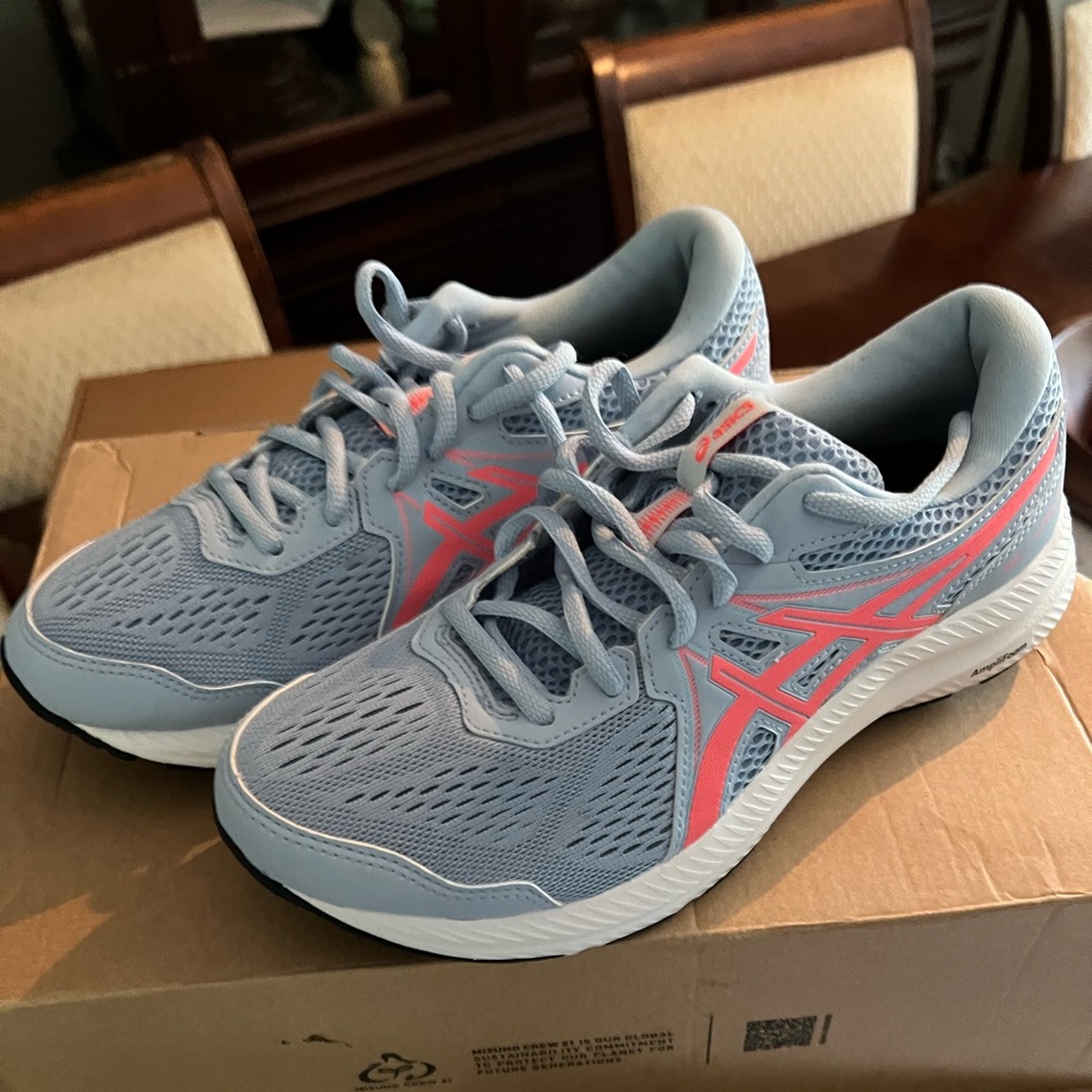 ASICS-W7.5 AMPLIFOAM EVERYDAY COMFORT